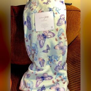 butterfly plush throw BRANDNEW without tags.